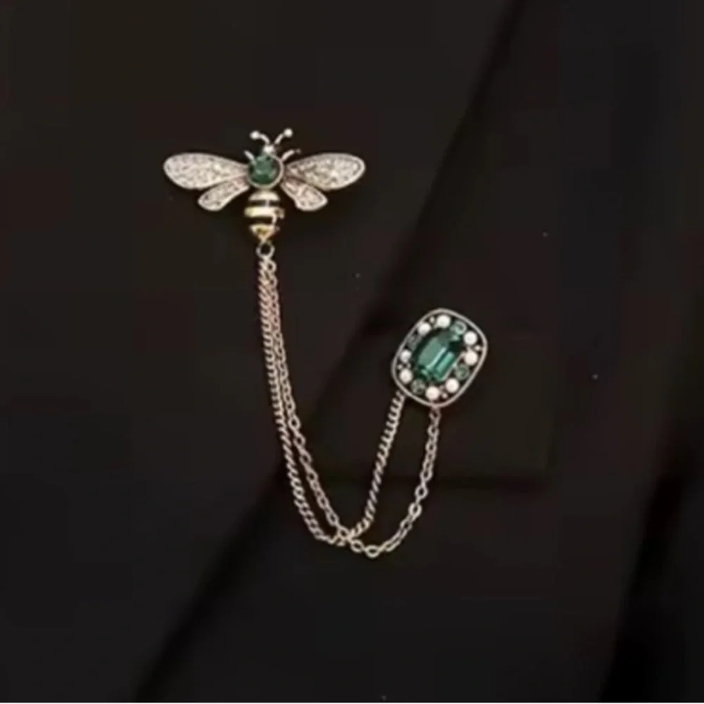 Vintage Bee Crystal Chain Brooch | Green Gem Lapel Pin | Elegant Gold Accessory